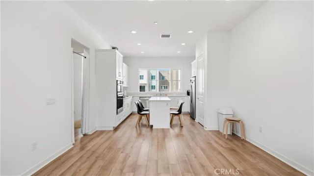 145 Culture, Irvine, CA 92618