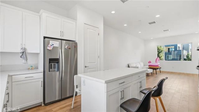 145 Culture, Irvine, CA 92618