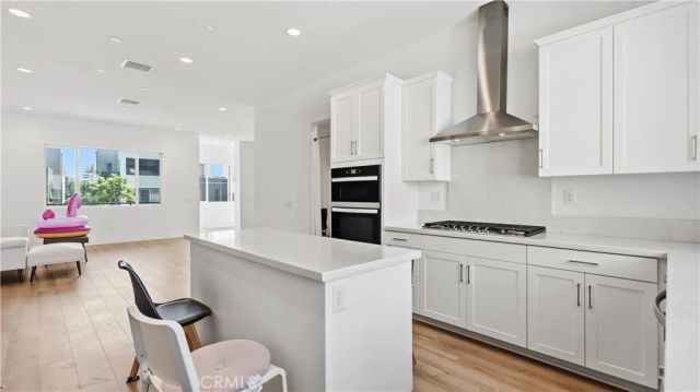 145 Culture, Irvine, CA 92618