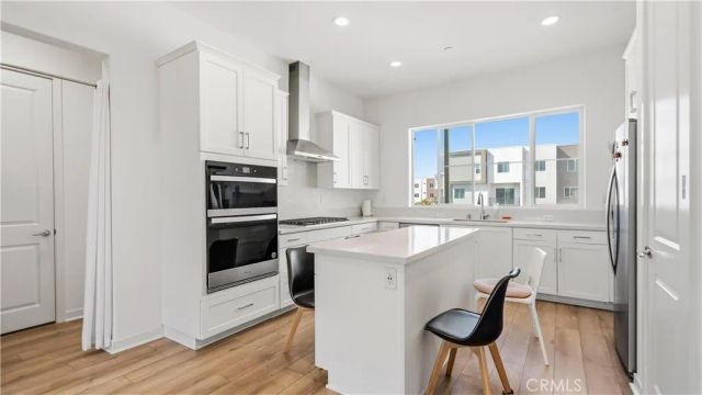 145 Culture, Irvine, CA 92618