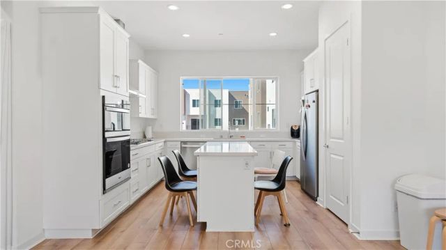 145 Culture, Irvine, CA 92618