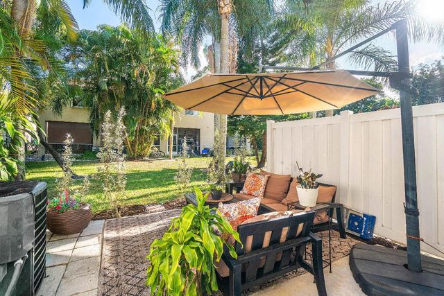 6968 Crooked Fence Drive, Lake Worth, FL 33467