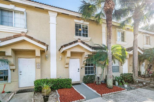 6968 Crooked Fence Drive, Lake Worth, FL 33467