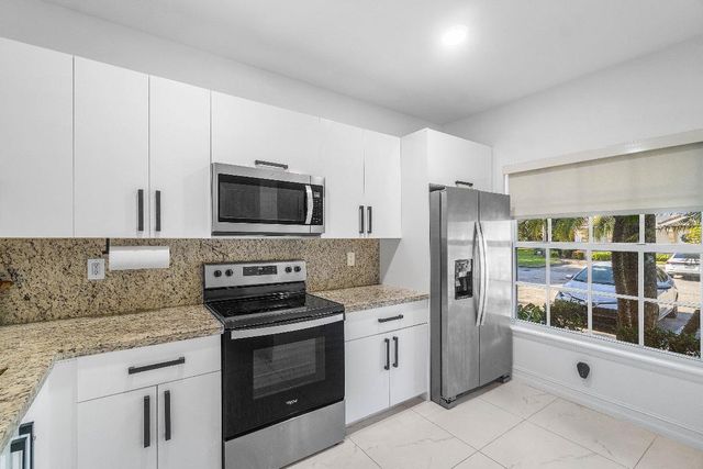 6968 Crooked Fence Drive, Lake Worth, FL 33467