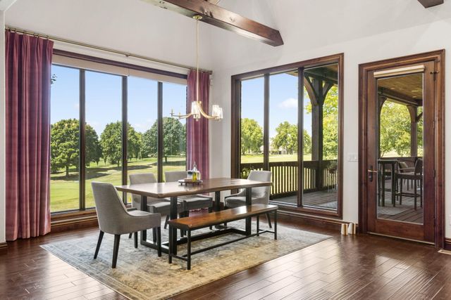 5613 S Dunrobin Drive, Springfield, MO 65809