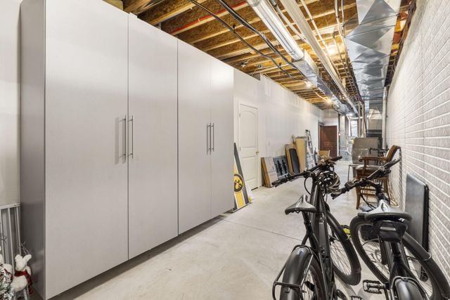 5613 S Dunrobin Drive, Springfield, MO 65809