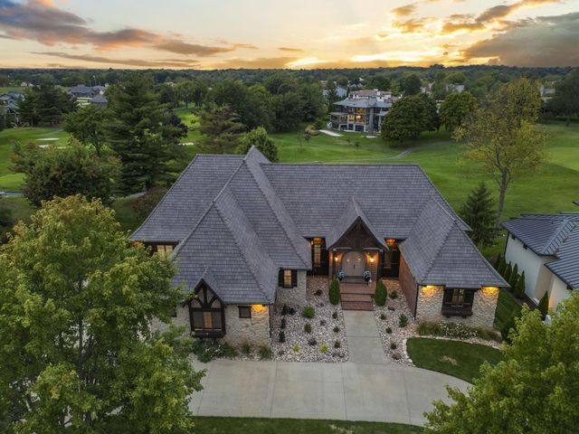 5613 S Dunrobin Drive, Springfield, MO 65809