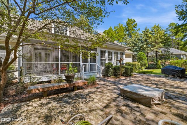 39 Lasswade Drive, Pinehurst, NC 28374