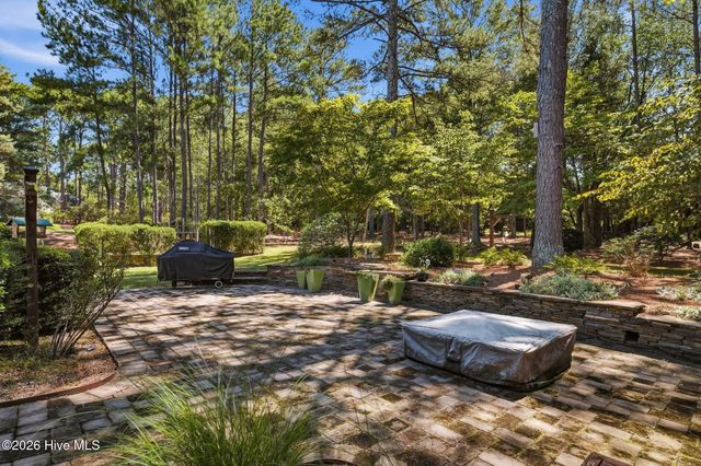 39 Lasswade Drive, Pinehurst, NC 28374