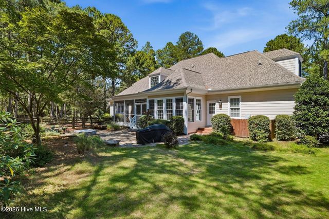 39 Lasswade Drive, Pinehurst, NC 28374