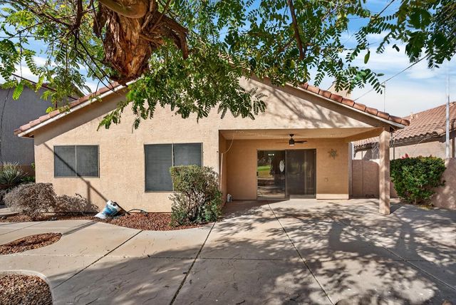 1365 E Betsy Lane, Gilbert, AZ 85296