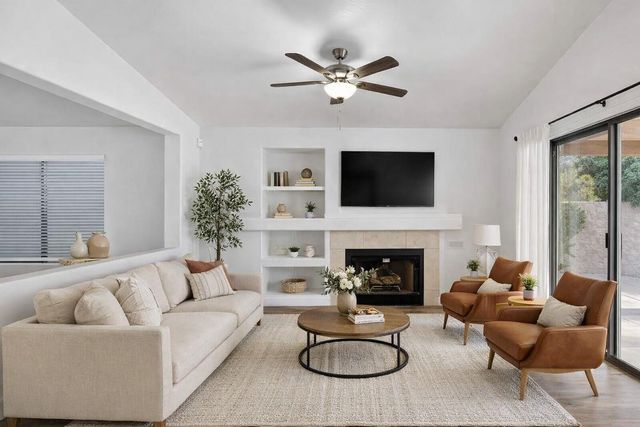 1365 E Betsy Lane, Gilbert, AZ 85296