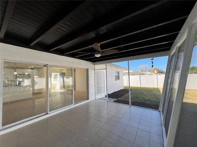 2502 TROPICAL SHORES DRIVE SE, St Petersburg, FL 33705