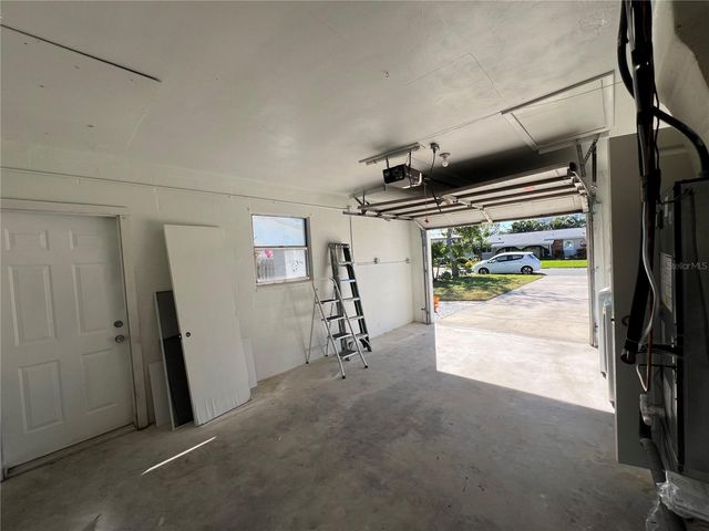 2502 TROPICAL SHORES DRIVE SE, St Petersburg, FL 33705