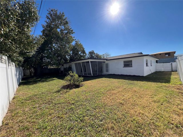 2502 TROPICAL SHORES DRIVE SE, St Petersburg, FL 33705