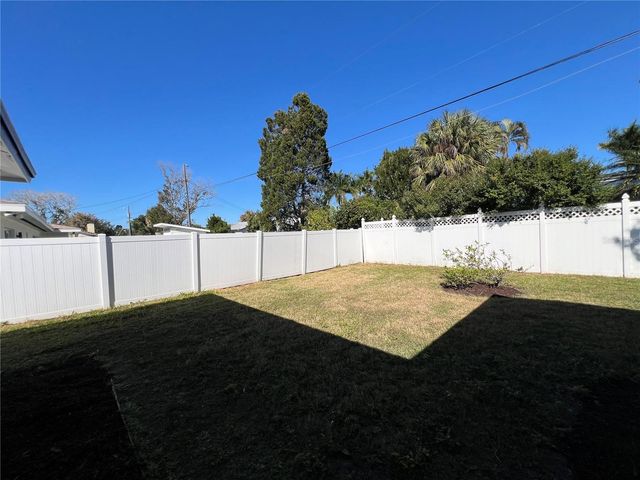 2502 TROPICAL SHORES DRIVE SE, St Petersburg, FL 33705