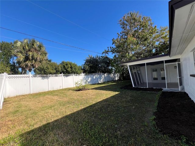 2502 TROPICAL SHORES DRIVE SE, St Petersburg, FL 33705