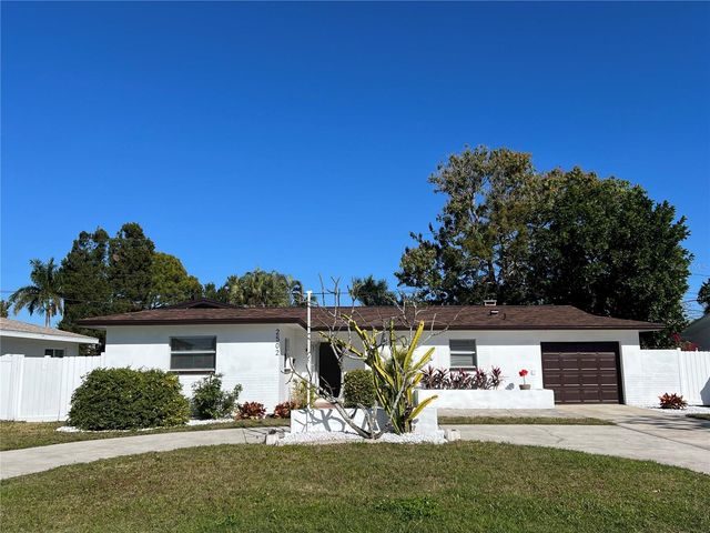 2502 TROPICAL SHORES DRIVE SE, St Petersburg, FL 33705