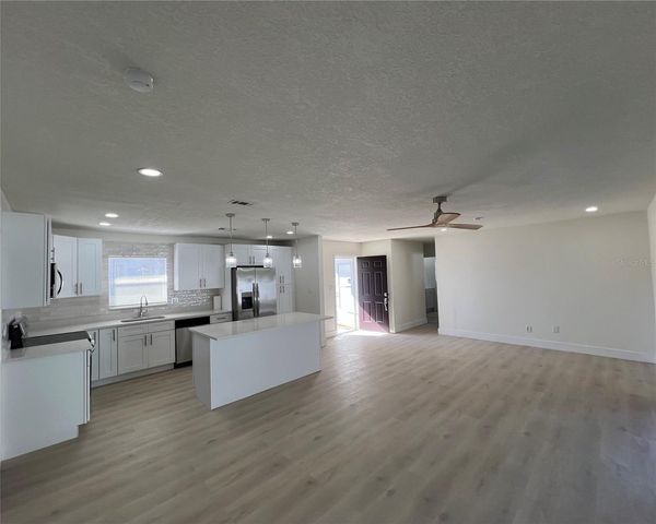 2502 TROPICAL SHORES DRIVE SE, St Petersburg, FL 33705