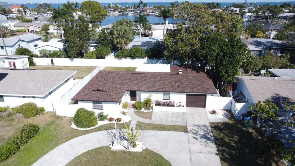 2502 TROPICAL SHORES DRIVE SE, St Petersburg, FL 33705