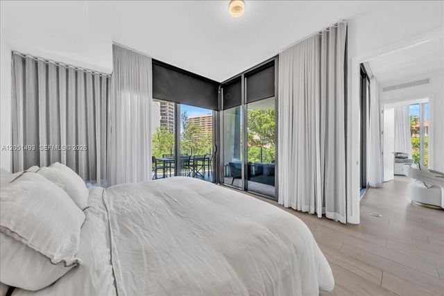 2831 S Bayshore Drive 501, Miami, FL 33133