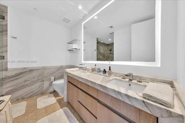 2831 S Bayshore Drive 501, Miami, FL 33133