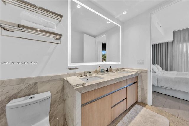2831 S Bayshore Drive 501, Miami, FL 33133
