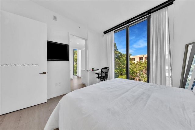 2831 S Bayshore Drive 501, Miami, FL 33133