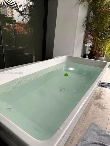 2831 S Bayshore Drive 501, Miami, FL 33133