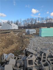 405 Springville Drive, Charlestown, IN 47111