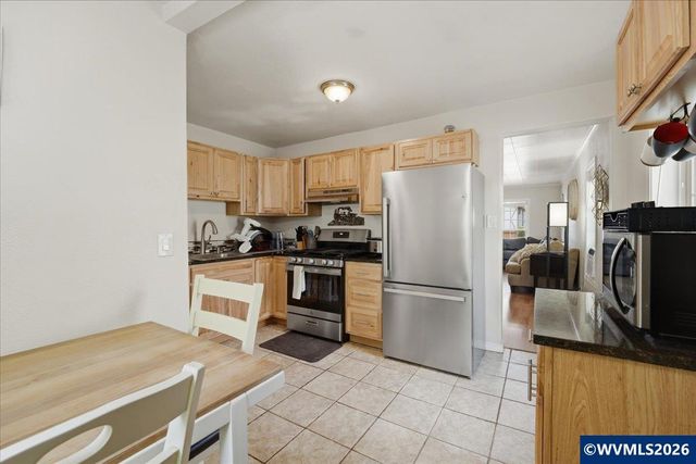 1530-1540 Salem Av SE, Albany, OR 97321