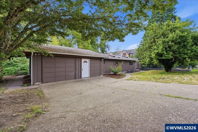 1530-1540 Salem Av SE, Albany, OR 97321