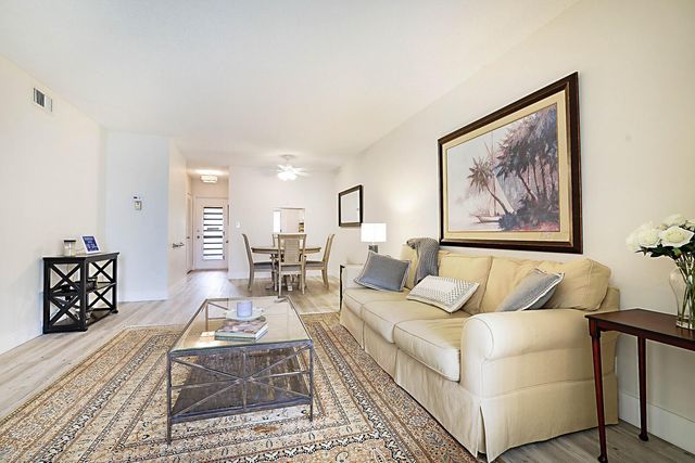 1951 NE 39th St 343, Lighthouse Point, FL 33064