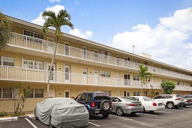 1951 NE 39th St 343, Lighthouse Point, FL 33064