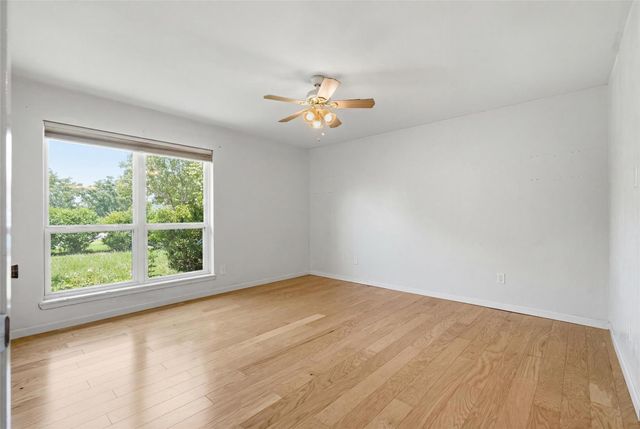 214 Glen Haven Court, League City, TX 77573