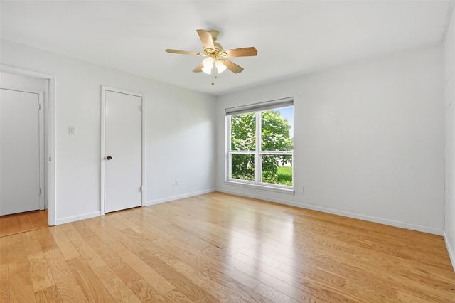 214 Glen Haven Court, League City, TX 77573