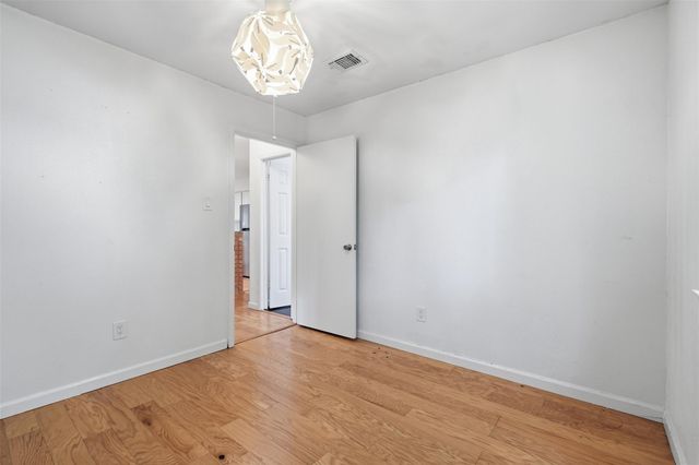 214 Glen Haven Court, League City, TX 77573