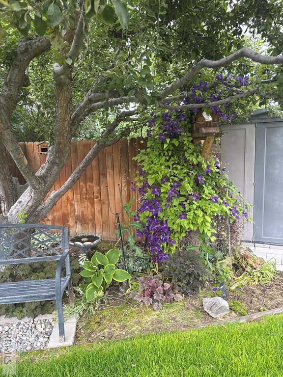 Image 58 of property listing at 946 S Bellin Road, Idaho Falls, ID 83402