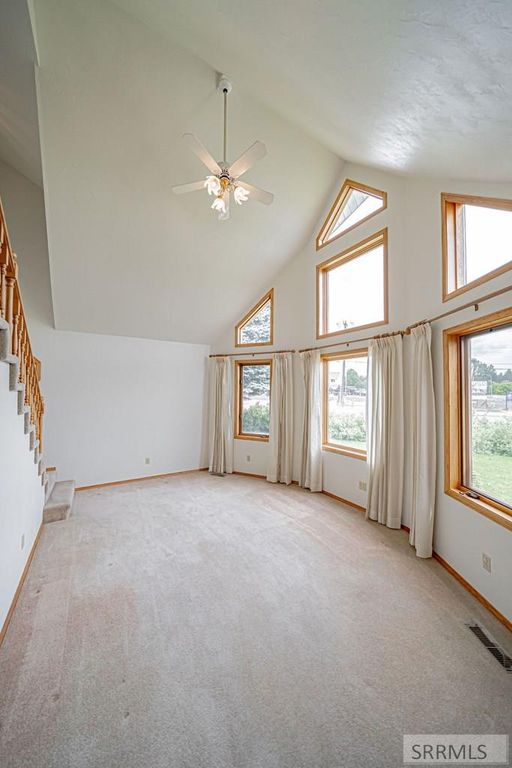 Image 6 of property listing at 946 S Bellin Road, Idaho Falls, ID 83402