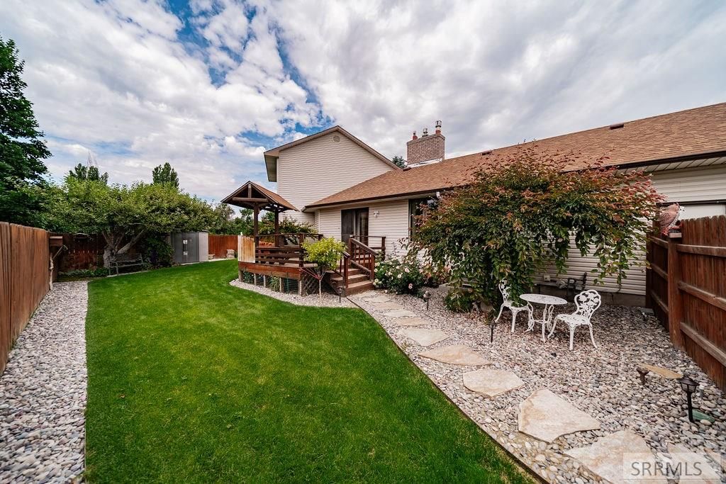 Image 61 of property listing at 946 S Bellin Road, Idaho Falls, ID 83402