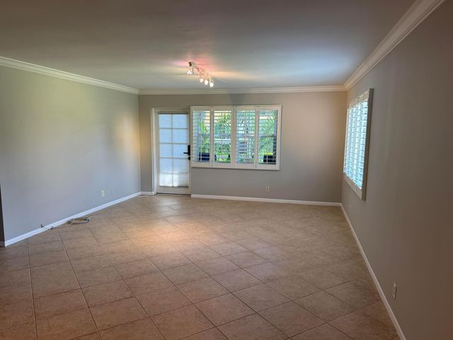 140 NE 19 Court E 112-E, Wilton Manors, FL 33305