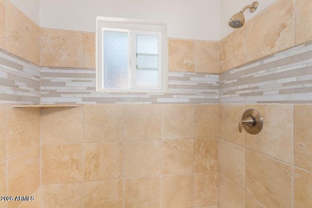 2441 E Edgemont Avenue, Phoenix, AZ 85008