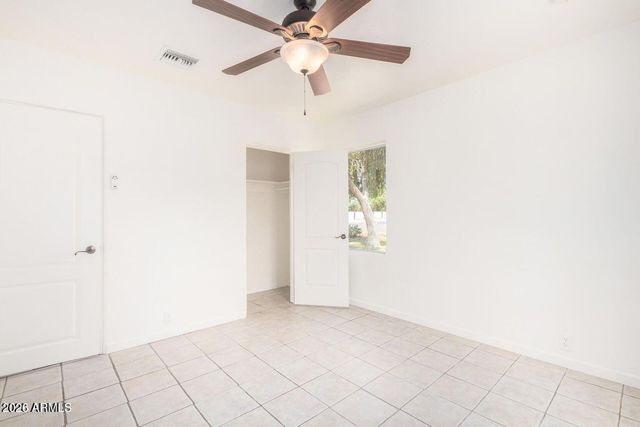 2441 E Edgemont Avenue, Phoenix, AZ 85008