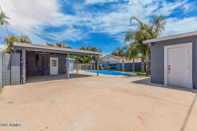 2441 E Edgemont Avenue, Phoenix, AZ 85008