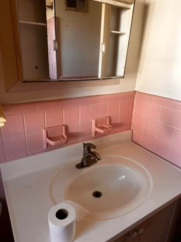 4337 Ellis Ave., Little River, SC 29566