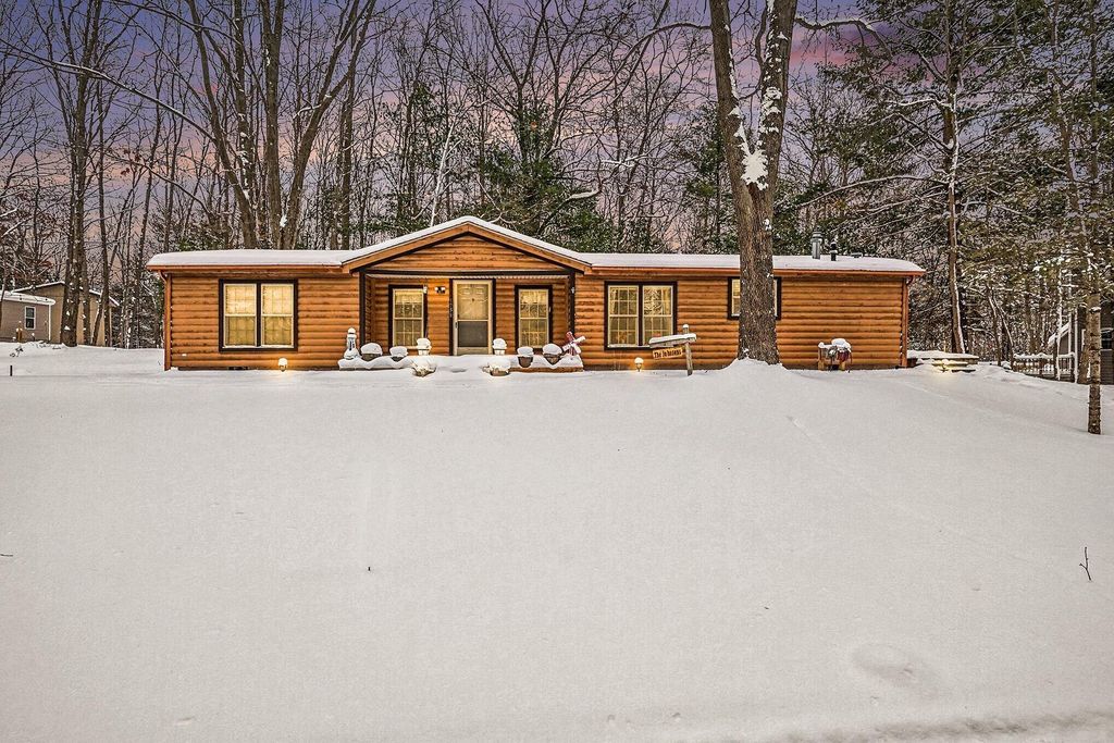 1758 Beechwood Drive, Mears, MI 49436
