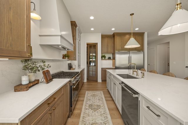 11265 Twilight Drive, West Des Moines, IA 50266