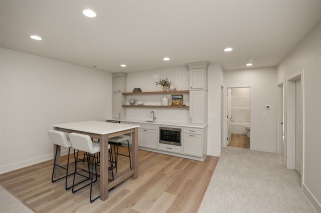 11265 Twilight Drive, West Des Moines, IA 50266