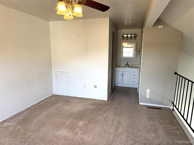 28404 Longmeadow Lane, Brownstown, MI 48183