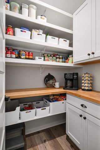 6655 Bracken Drive, Minnetrista, MN 55331